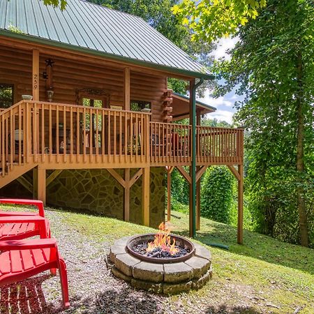 Magical Moments, Hot Tub, Wifi, 1089 Free Tickets Each Paid Day, Dollywood And More Gatlinburg Eksteriør billede
