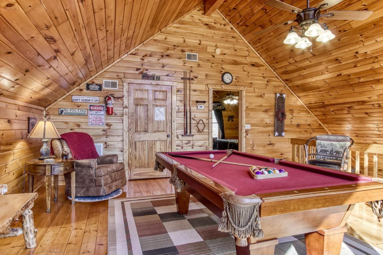 Magical Moments, Hot Tub, Wifi, 1089 Free Tickets Each Paid Day, Dollywood And More Gatlinburg Eksteriør billede
