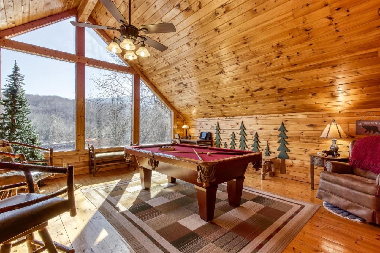 Magical Moments, Hot Tub, Wifi, 1089 Free Tickets Each Paid Day, Dollywood And More Gatlinburg Eksteriør billede