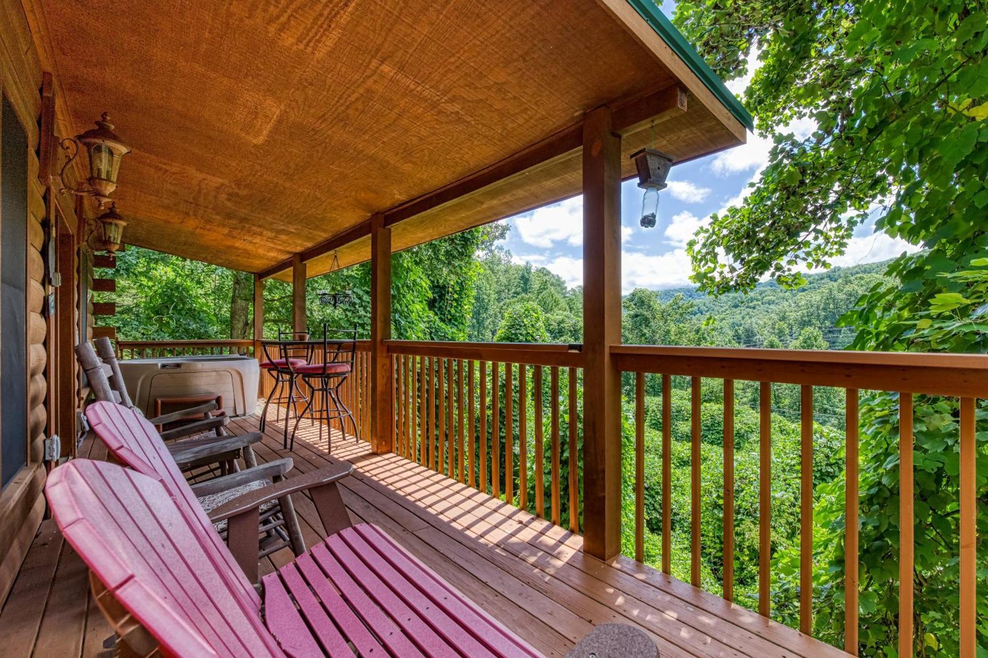 Magical Moments, Hot Tub, Wifi, 1089 Free Tickets Each Paid Day, Dollywood And More Gatlinburg Eksteriør billede